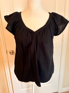 Old Navy Black Flutter Sleeve V-Neck Blouse